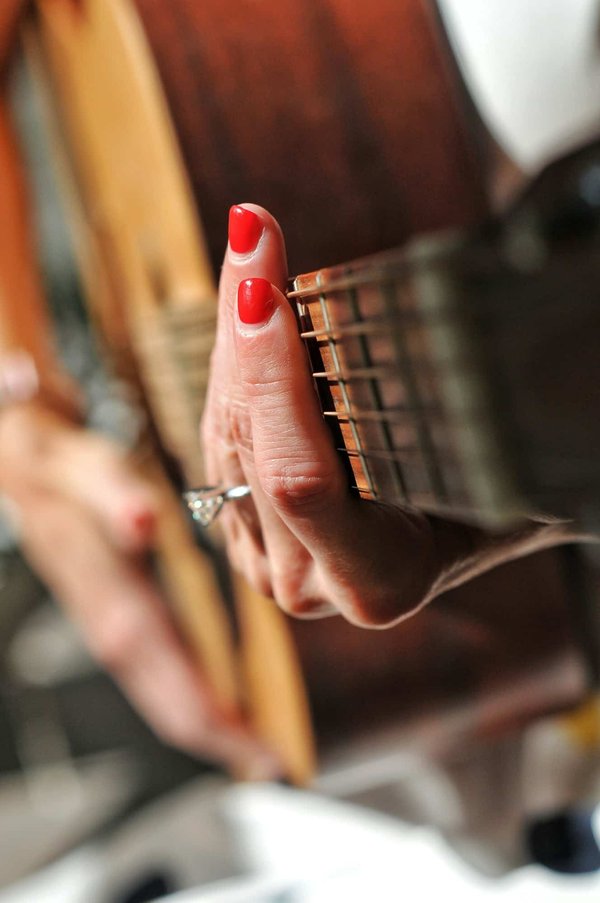 Quelles croisières permettent de découvrir les traditions de la musique en Espagne?